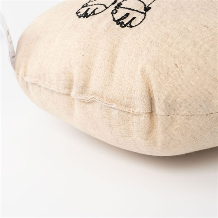 +HAyU|リアル猫型クッション(刺繍デザイン)