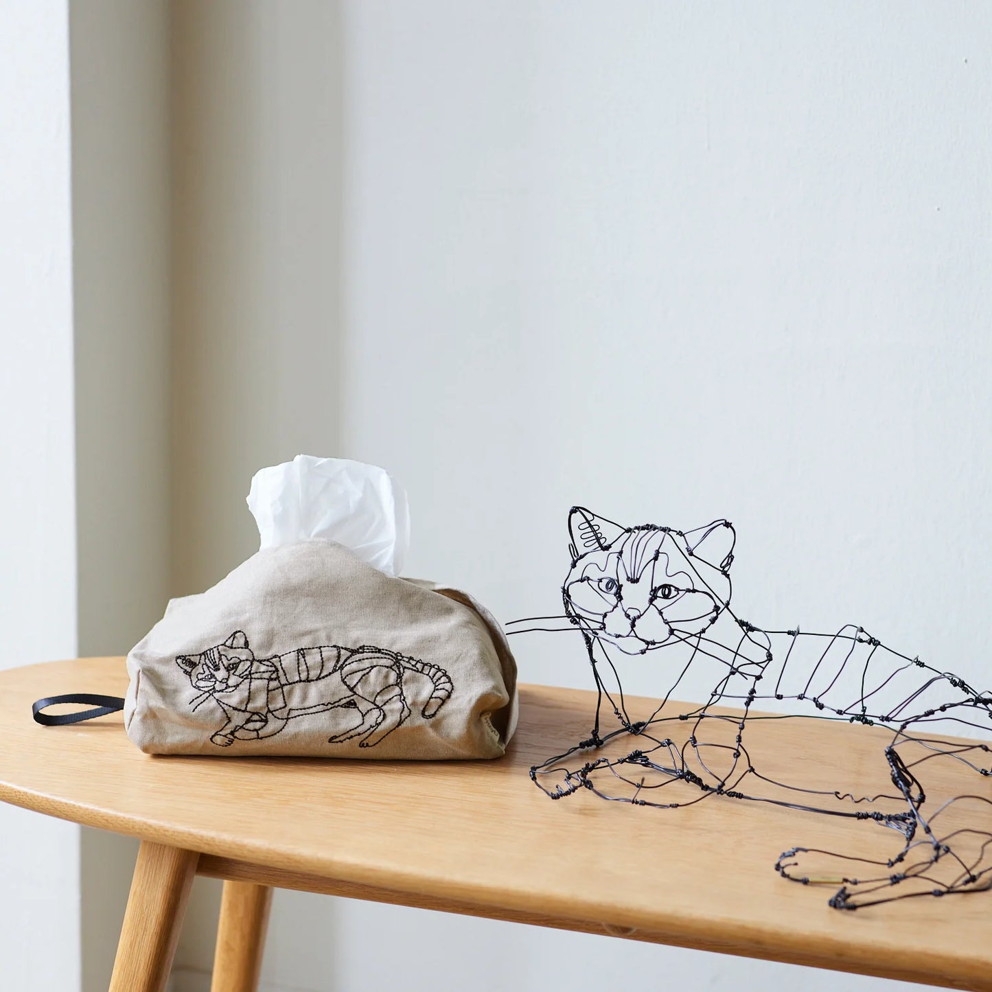 +HAyU|刺繍ティッシュカバー(リネン×綿)