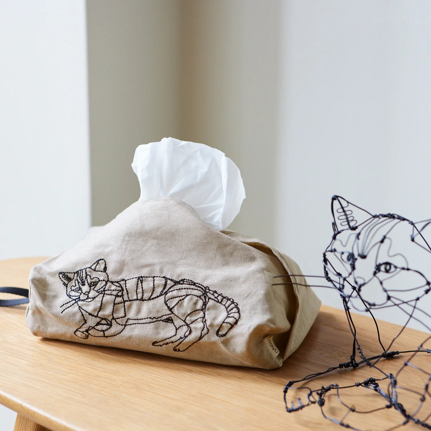 +HAyU|刺繍ティッシュカバー(リネン×綿)